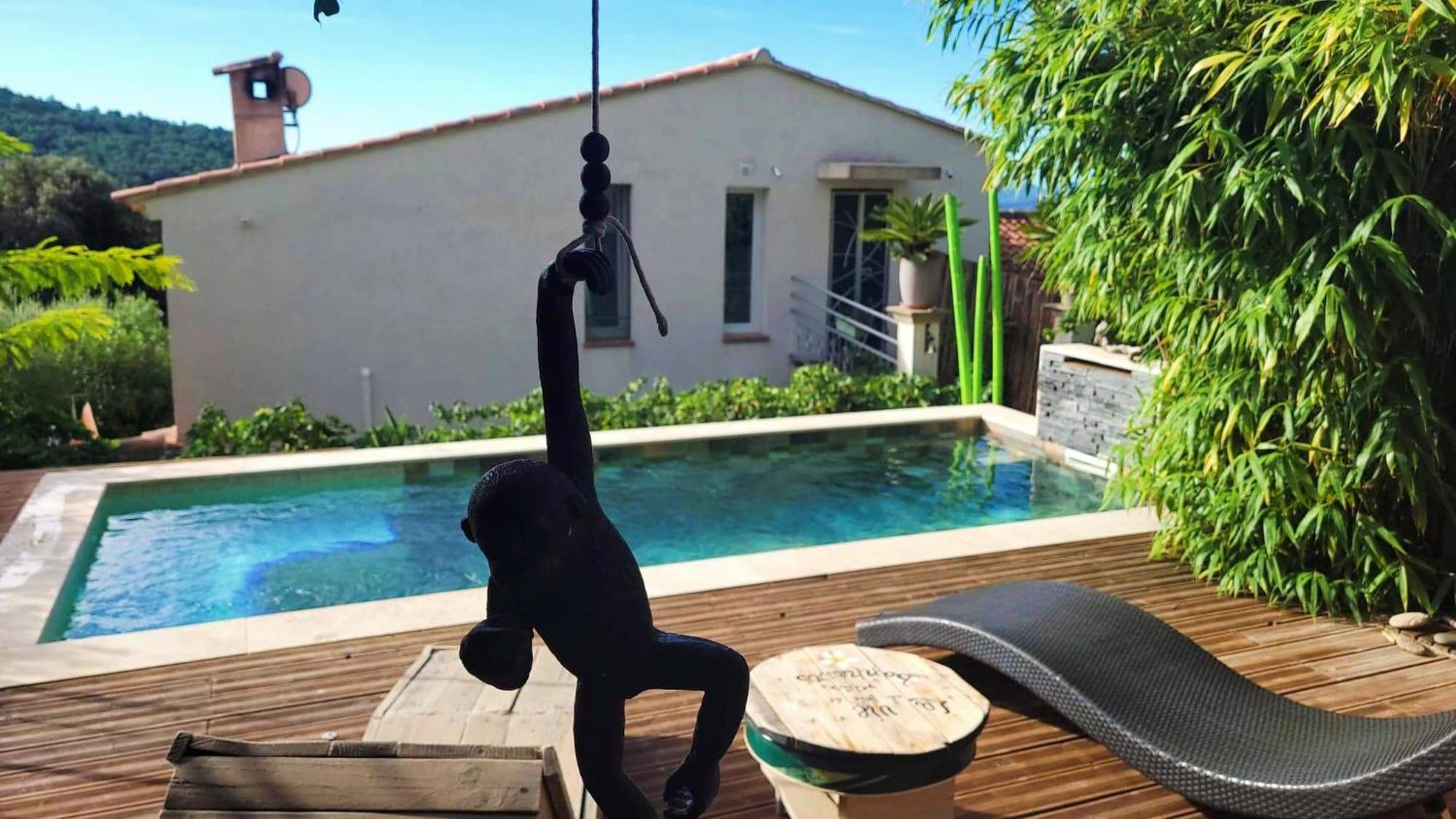 Logement De Charme Avec Piscine Et Jacuzzi Carnoules  Esterno foto